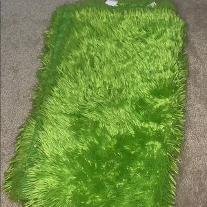 Green Fluffy Blanket